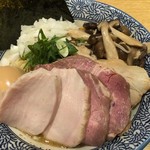 麺屋一燈 - 2018.7 月曜日限定「塩汁なし鶏白湯そば」②