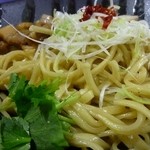 ラーメン人生JET600 - あぶり豚そばの麺をＵＰで！