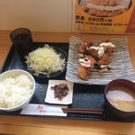 紅かつ - 火曜日のランチは唐揚げ南蛮定食