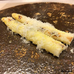 リナシメント - フランス産ホワイトアスパラのブラチョーラ
