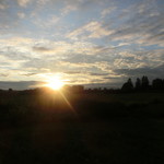 スプウン谷のザワザワ村 - 朝日を見ながらのんびり