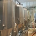 T.Y.HARBOR - 入口にあるビールタンク