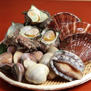 Fresh fish and shellfish delivered daily from various locations