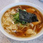 支那そばや - 支那そばや（ワンタンめん 950円）