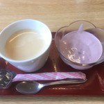 愛晃庵 - デザート(コーヒー、ブルーベリーヨーグルト)