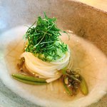 食の円居 なず菜 - 生じゅんさいと胡瓜の冷製トマトパスタ