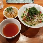 麺屋 六感堂 - 鰹ざるトマトスタイル（過去の限定）＋シラスとトマト（限定チャコ飯）