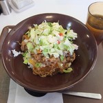 すき家 - 期間限定・シーザーレタス牛丼並盛