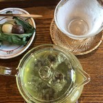 寧楽菓子司 中西与三郎 - だんご大和茶  冷    530円