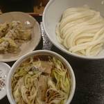 ごぼう天肉汁つけ麺980円