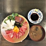 桜詩 うちだ - ランチ馬力丼(アバラ刺､たてがみ刺､心臓刺)1,300円馬汁付＠東京都内屈指の馬肉専門店 馬料理 桜詩(さくらうた) 熊本天國(てんごく)姉妹店