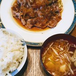 Sakura - しょうが焼き定食700円