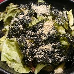 Yakinikuya Tonchantei - 白ゴマと海苔のサラダ（ハーフ）