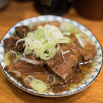 もつ焼き煮込み鶴田 - 2018.7 牛もつ煮込み（500円）