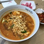 고봉민김밥 - 辛ラーメン(신라면) 3500₩