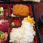 まぐろづくし定食(税込1,050円)