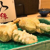 和食 いいくら - 蟹味噌を詰めた花ズッキーニ天ぷら