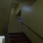 ajidokoronakamura - 薄暗い階段