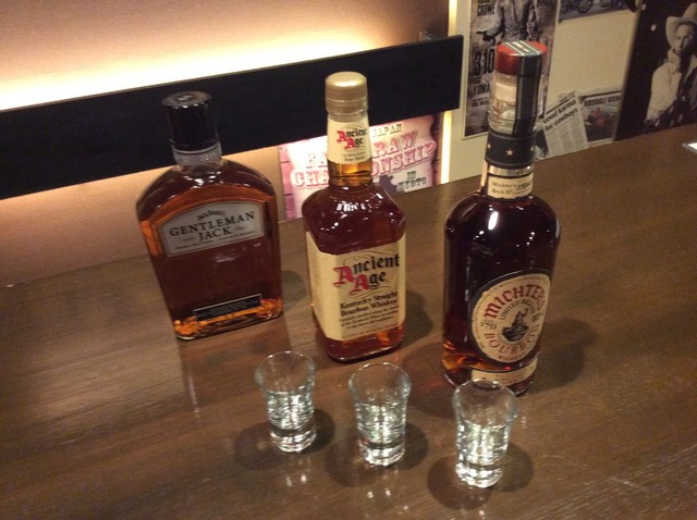 Western Food Bar Fluorite photo 2