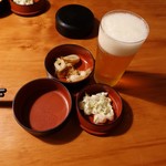 権之助FLAT - 生ビール＠580円+税、テーブルチャージ＠420円+税