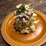 caprino - ジャガイモとツブ貝のサラダ