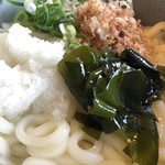 ウエスト　うどん　東那珂店 - 麺ピカピカですね