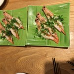 老虎菜 - 天使の海老揚げ韮蒸し