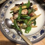 老虎菜 - 明石蛸と大蒜の芽マーライ醤油炒め 