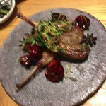 老虎菜 - ブレてるけど，仔羊の十三番粉炒め