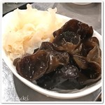 薬膳もつ鍋 ホルモンはなけん 新宿歌舞伎町店 - 