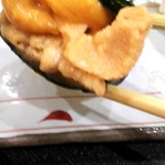 すしざんまい - 塩水ウニとは、また違う味わい！(๑•̀ㅂ•́)و✧