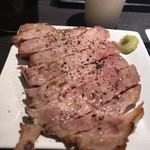 弘明寺丿貫 - 炙り肉刺し