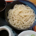 そば処岡崎 - 冷たいお蕎麦のアップ。