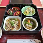 レストランさくら - 二日目の朝食兼昼食　豚ロースのキノコあんかけ