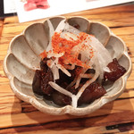 炭焼水七輪焼肉匠たじま - 牛スネ肉のどて焼き(つきだし ＋300円)