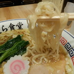 89105625 - コシのある縮れ麺