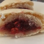 パティスリーエス - フランボワーズマカロン