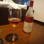 クッチーナ イタリアーナ ガッルーラ - 本日のグラスワイン３（シチリアのロゼー）
