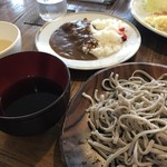 めし・カフェ・一風来 - 手打ち蕎麦カレーセットです。