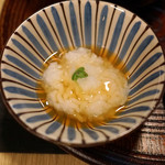 瓢亭 - 粥にお出汁かけ