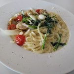 釜あげ生パスタ ぱすたろう - 燻製したホタテとフレッシュトマトのクリームパスタ