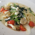 釜あげ生パスタ ぱすたろう - 燻製したホタテとフレッシュトマトのクリームパスタZOOM