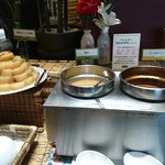 Kakiyasusanjakusanzumbashi - ビーフカレーや豚汁・ご飯等