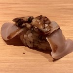 鮨 さかい - 煮ハマグリ（九十九里）・・何時もながらに美味しい。