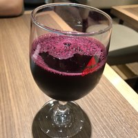 ダルマット 六本木ヒルズ店 - 赤ぶどうジュース