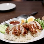 THAIFOOD DINING&BAR　マイペンライ - カオマンガイ・トード