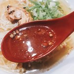 てしお - 出汁の効いたスープ