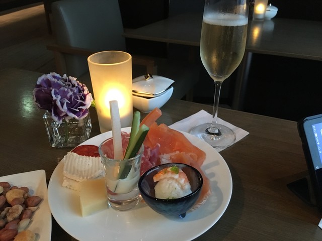 クラブインターコンチネンタルラウンジ Anaインターコンチネンタルホテル東京 Club Intercontinental Lounge 六本木一丁目 ラウンジ 食べログ