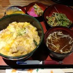 和食ダイニング かねこ - 日替丼（親子丼） 500円