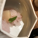 肉和食 月火水木金土日 - 白桃とミントのグラニテ